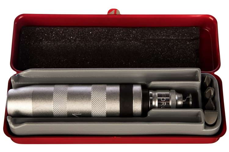 Ударная отвертка с наконечниками FORCE 6 предметов 5064